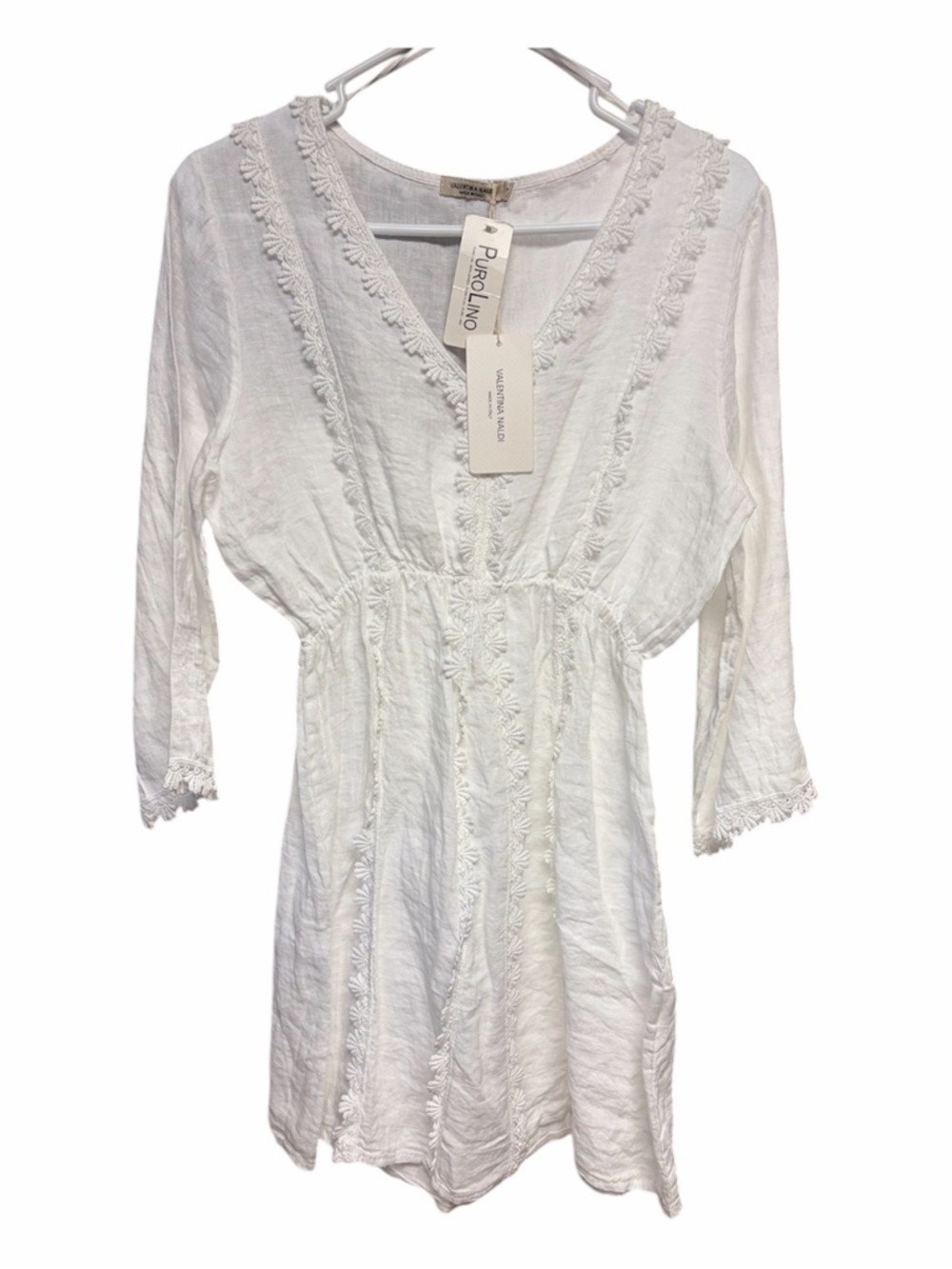 Valentina White Linen Label Tee with Embroidered Detail - Picture 2 of 5
